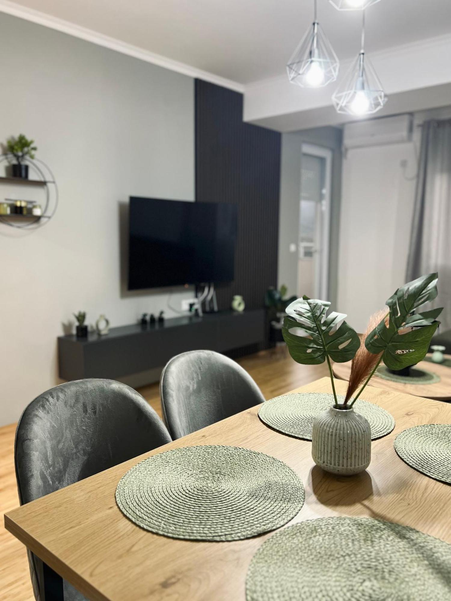 Premier Luxury Apartments Strumica Buitenkant foto